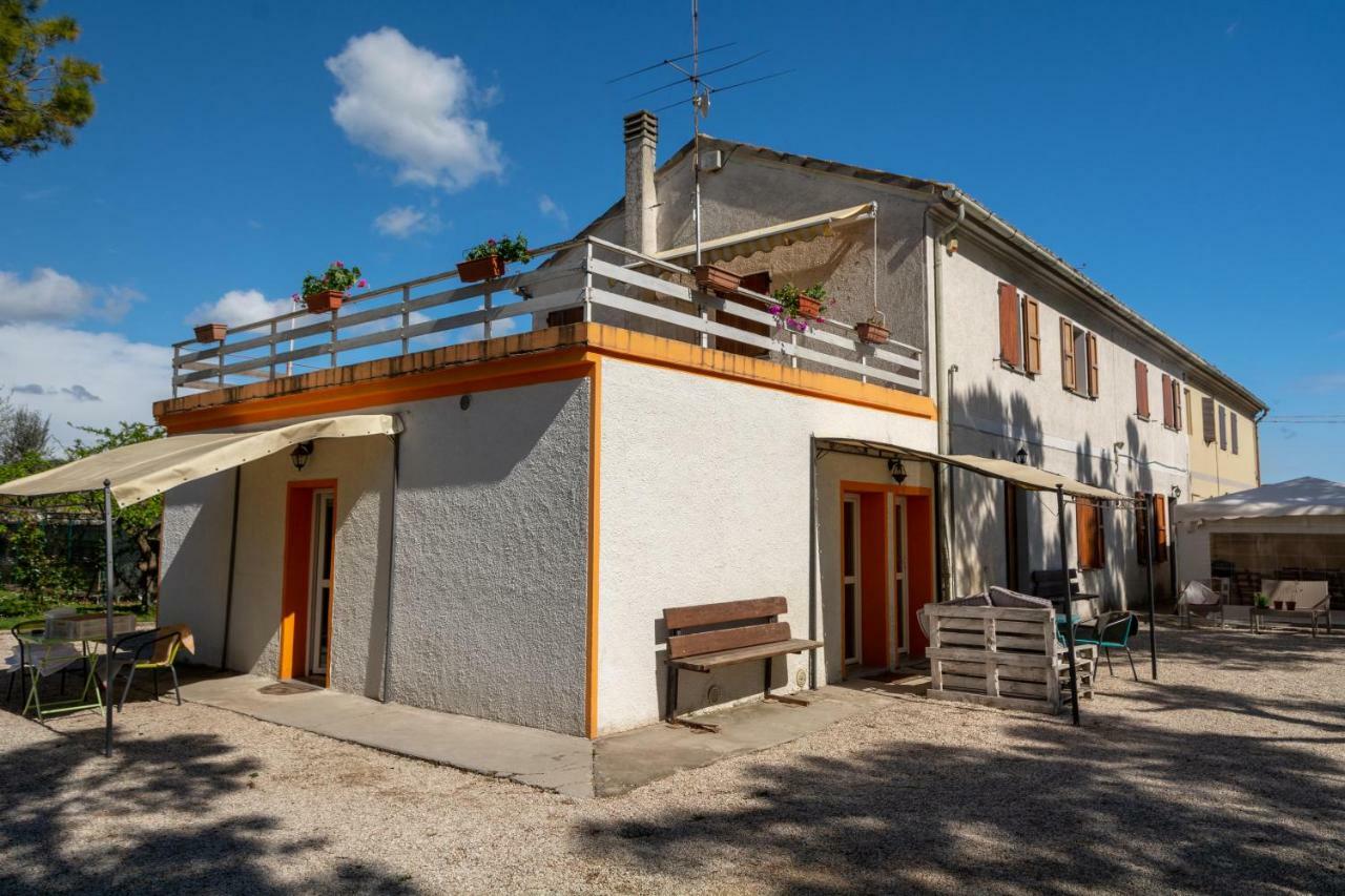 B&B Sotto Le Stelle Fano Extérieur photo